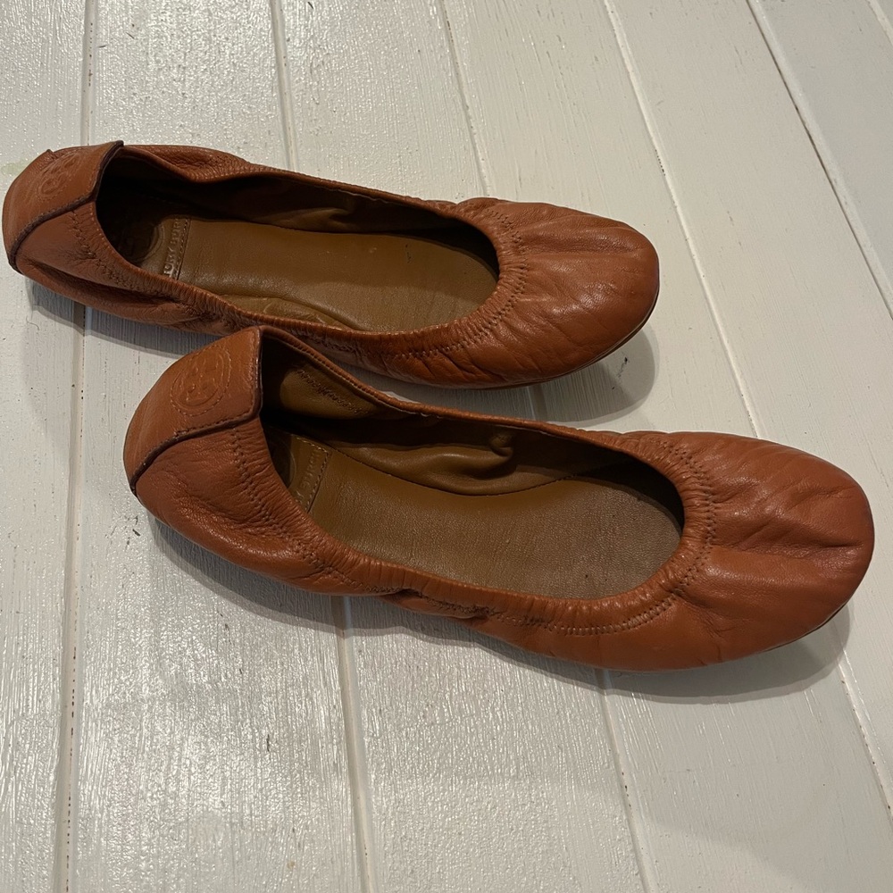Tory Burch ballerinas honey brown size 8